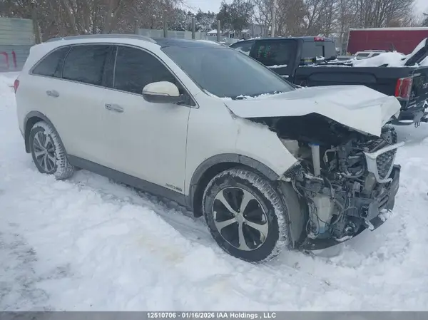 5XYPHDA57JG375680 2018 KIA SORENTO - Image 2