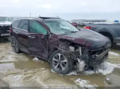 5XYPHDA57JG381320 2018 KIA SORENTO