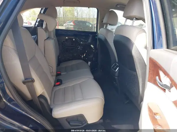 5XYPHDA57JG387716 2018 KIA SORENTO - Image 8