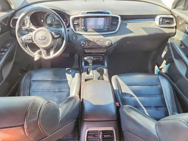 5XYPHDA57JG420892 2018 KIA SORENTO - Image 8