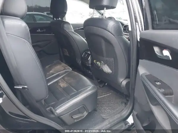 5XYPHDA57KG452677 2019 KIA SORENTO - Image 8