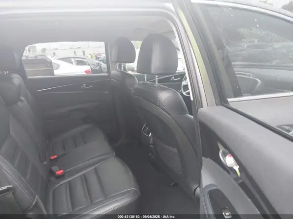 5XYPHDA57KG492144 2019 KIA SORENTO - Image 8