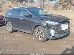 5XYPHDA57KG520279 2019 KIA SORENTO