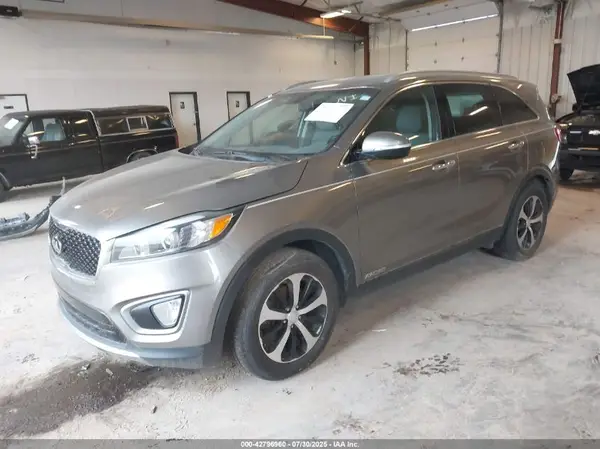 5XYPHDA58GG001944 2016 KIA SORENTO - Image 2