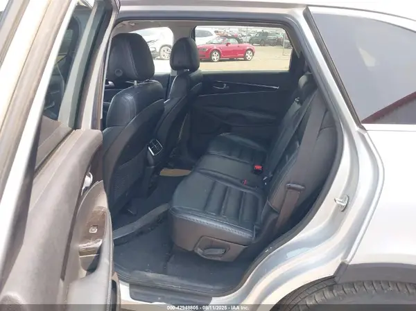 5XYPHDA58GG041134 2016 KIA SORENTO - Image 8