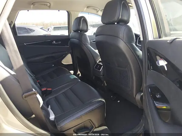 5XYPHDA58GG081598 2016 KIA SORENTO - Image 8