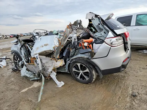 5XYPHDA58GG098269 2016 KIA SORENTO - Image 2