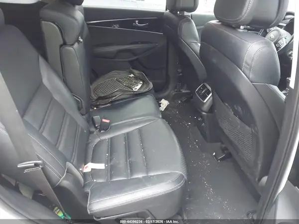 5XYPHDA58GG104832 2016 KIA SORENTO - Image 8