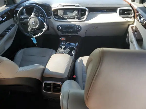 5XYPHDA58GG133859 2016 KIA SORENTO - Image 8