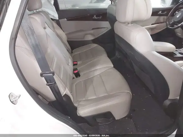 5XYPHDA58GG178817 2016 KIA SORENTO - Image 8