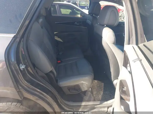 5XYPHDA58GG181748 2016 KIA SORENTO - Image 8