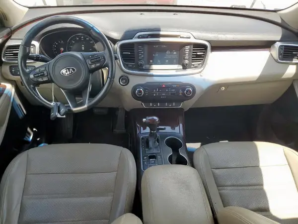 5XYPHDA58HG222770 2017 KIA SORENTO - Image 8