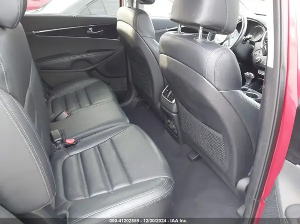 5XYPHDA58HG225197 2017 KIA SORENTO - Image 8