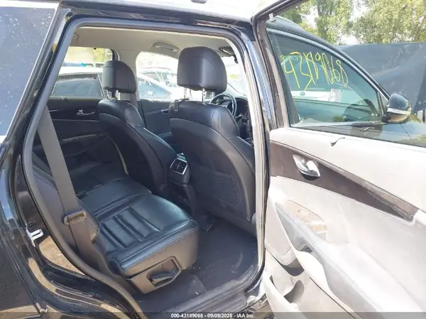 5XYPHDA58HG260919 2017 KIA SORENTO - Image 8