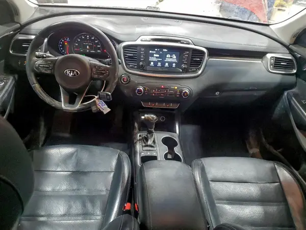 5XYPHDA58HG323470 2017 KIA SORENTO - Image 8
