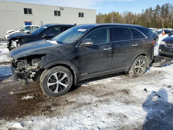 5XYPHDA58JG351596 2018 KIA SORENTO - Image 1
