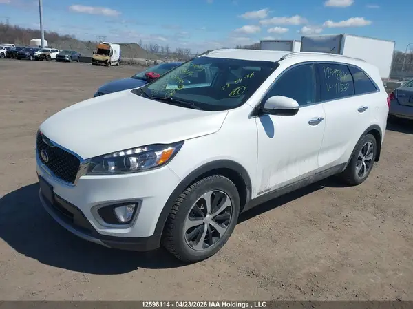 5XYPHDA58JG411537 2018 KIA SORENTO - Image 2