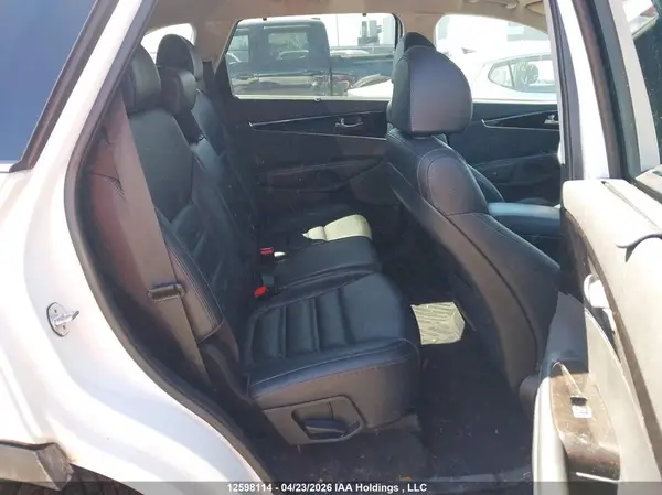 5XYPHDA58JG411537 2018 KIA SORENTO - Image 8