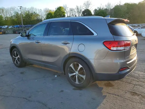 5XYPHDA58JG422246 2018 KIA SORENTO - Image 2