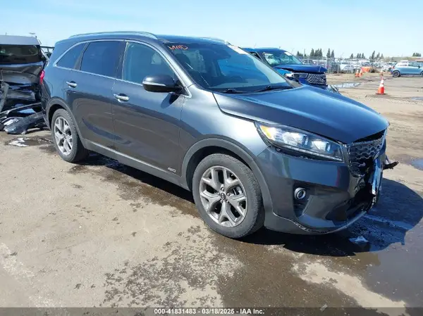 5XYPHDA58KG608564 2019 KIA SORENTO - Image 1