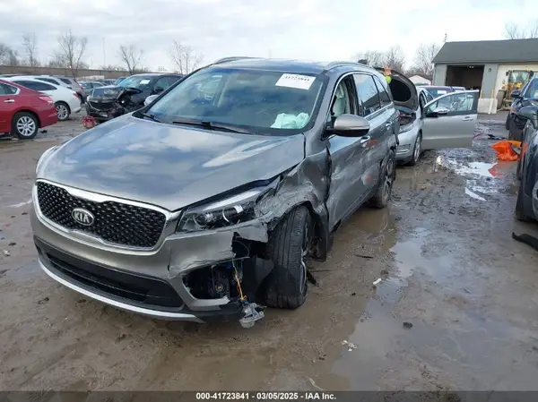 5XYPHDA59GG004366 2016 KIA SORENTO - Image 2