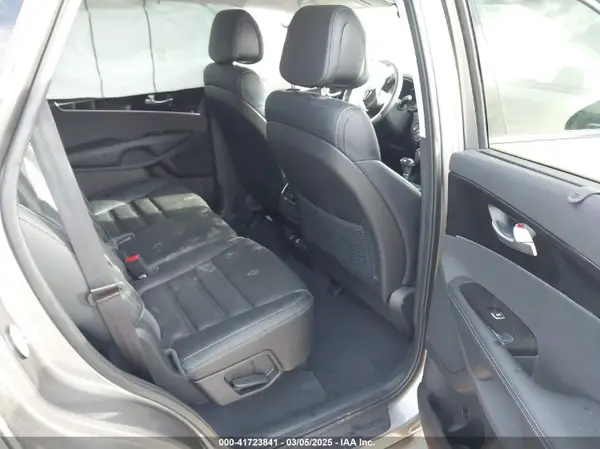 5XYPHDA59GG004366 2016 KIA SORENTO - Image 8