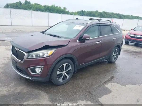5XYPHDA59GG121557 2016 KIA SORENTO - Image 2