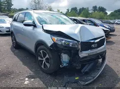 5XYPHDA59GG158267 2016 KIA SORENTO