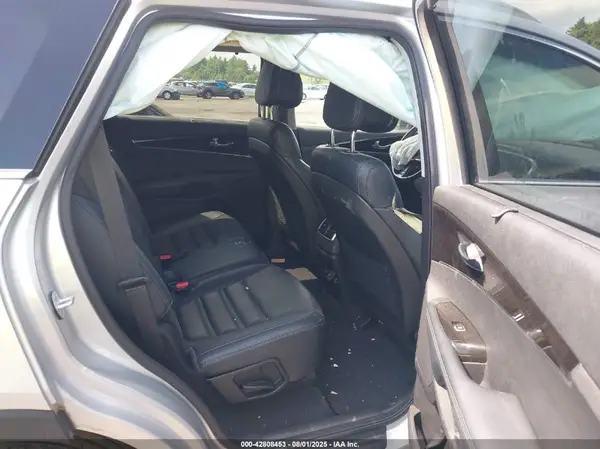5XYPHDA59GG158267 2016 KIA SORENTO - Image 8