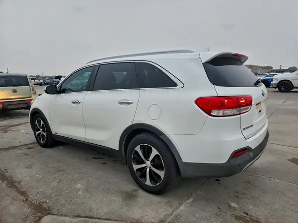 5XYPHDA59GG160276 2016 KIA SORENTO - Image 2