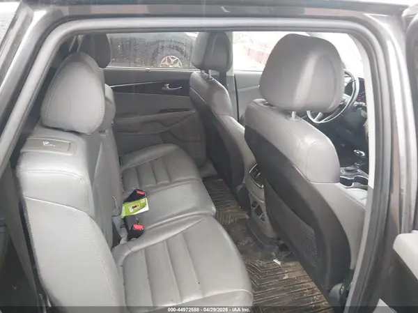 5XYPHDA59GG173786 2016 KIA SORENTO - Image 8