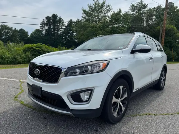 5XYPHDA59HG225371 2017 KIA SORENTO - Image 2