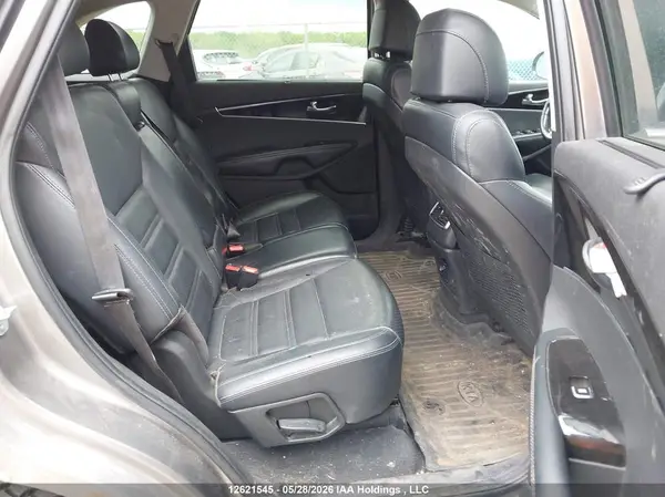 5XYPHDA59HG281021 2017 KIA SORENTO - Image 8