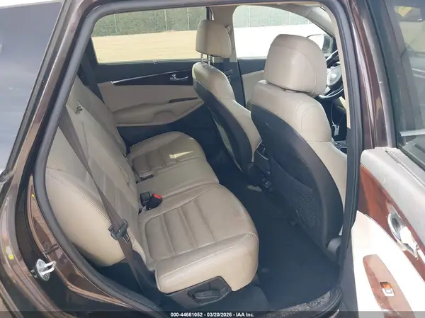5XYPHDA59HG298479 2017 KIA SORENTO - Image 8