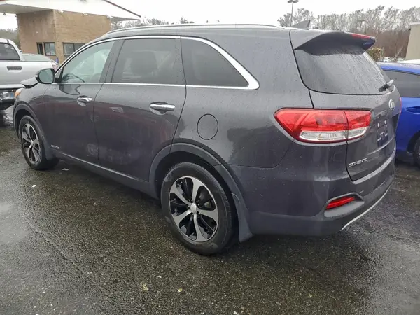 5XYPHDA59HG304765 2017 KIA SORENTO - Image 2