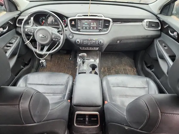 5XYPHDA59JG349789 2018 KIA SORENTO - Image 8