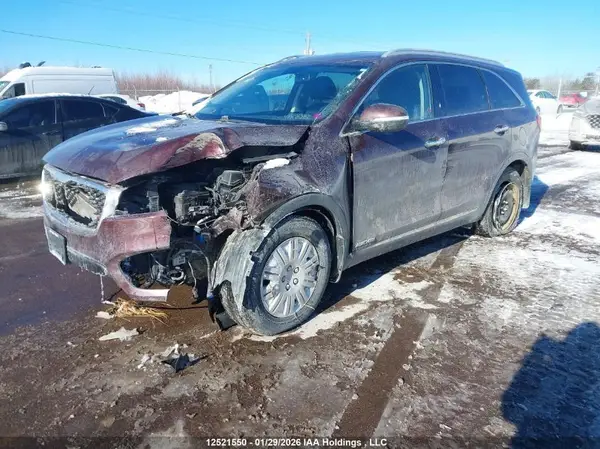 5XYPHDA59JG353230 2018 KIA SORENTO - Image 2