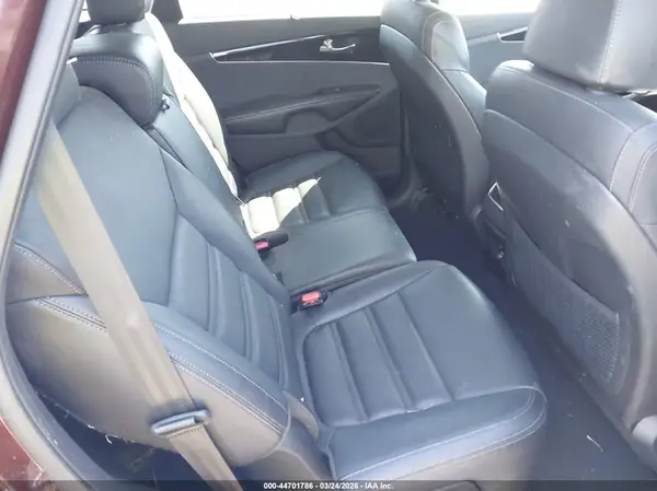 5XYPHDA59JG365779 2018 KIA SORENTO - Image 8