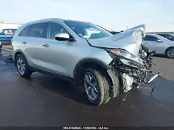 5XYPHDA59KG597560 2019 KIA SORENTO