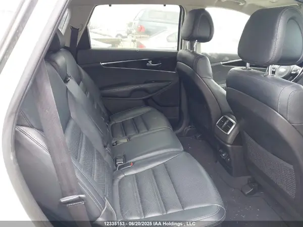 5XYPHDA5XGG087421 2016 KIA SORENTO - Image 8