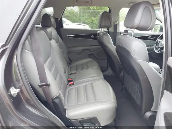 5XYPHDA5XGG159251 2016 KIA SORENTO - Image 8