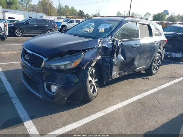 5XYPHDA5XGG163364 2016 KIA SORENTO - Image 2