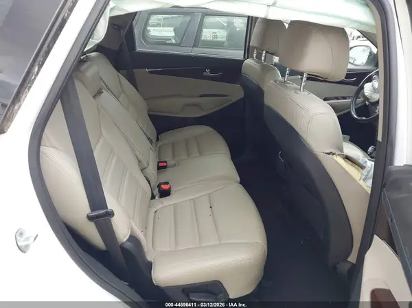 5XYPHDA5XHG203752 2017 KIA SORENTO - Image 8