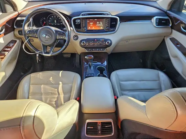 5XYPHDA5XHG246634 2017 KIA SORENTO - Image 8
