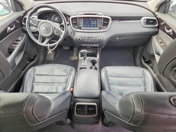 5XYPHDA5XHG304953 2017 KIA SORENTO - Image 8