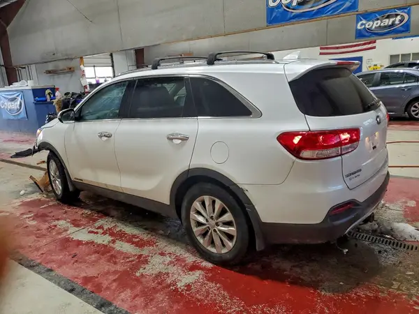 5XYPHDA5XHG314852 2017 KIA SORENTO - Image 2