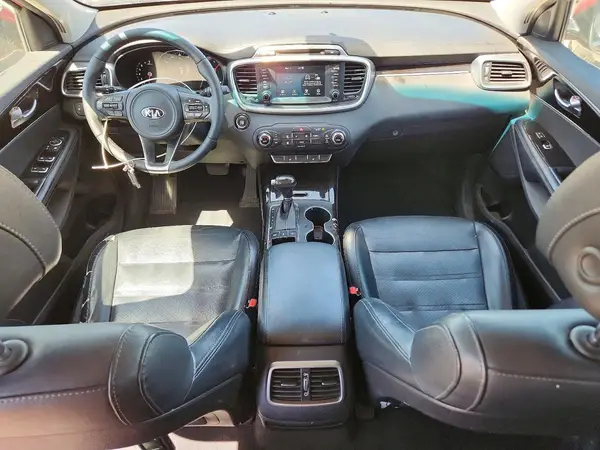 5XYPHDA5XHG318951 2017 KIA SORENTO - Image 8