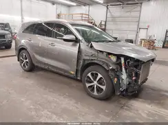 5XYPHDA5XJG345993 2018 KIA SORENTO