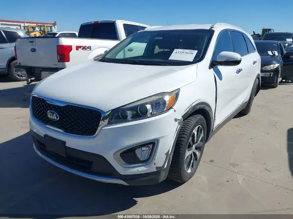 5XYPHDA5XJG365709 2018 KIA SORENTO - Image 2