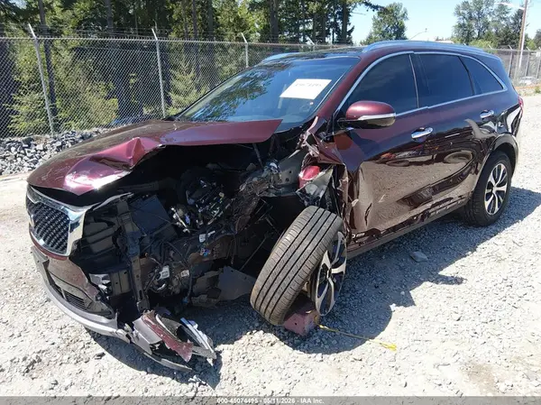 5XYPHDA5XJG417209 2018 KIA SORENTO - Image 2